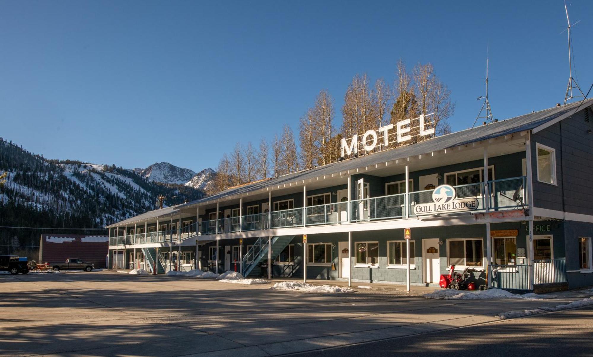 Gull Lake Lodge June Lake Exterior photo
